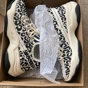Steve Madden Maxima Leopard